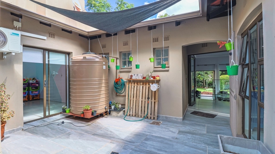 3 Bedroom Property for Sale in Safari Gardens North West